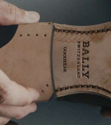 Bally Shoes Craftsmanship: Handmade vs. Machine-Made